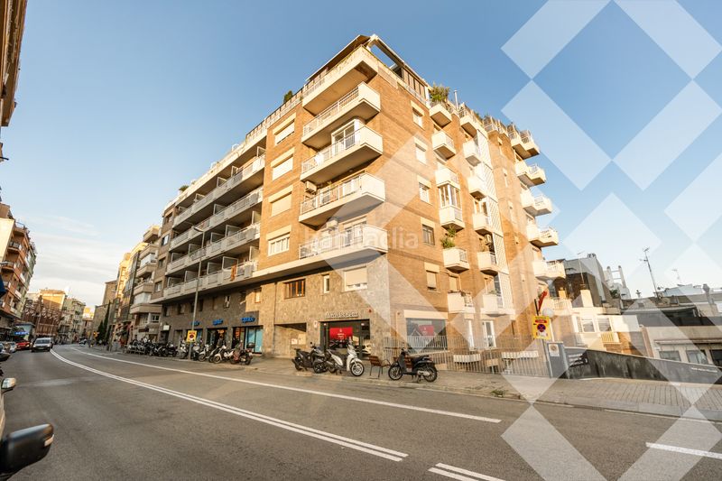 Foto 4e1396fe-0d36-4edf-8af7-832cded321a3. Estudi a Sarrià Barcelona