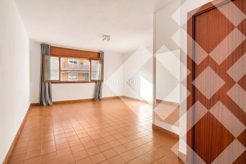 Foto 5e82273d-ca27-4a77-a950-2f9249ad5ac7. Estudi a Sarrià Barcelona