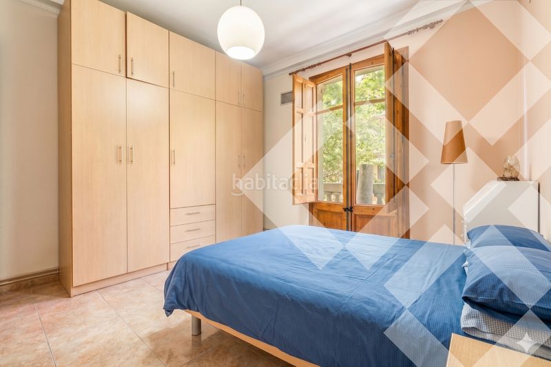 Piso junto al passeig sant joan, finca regia de 105 m2, 3 habitaciones, 1 baño, balcón en Barcelona - Imagen 17