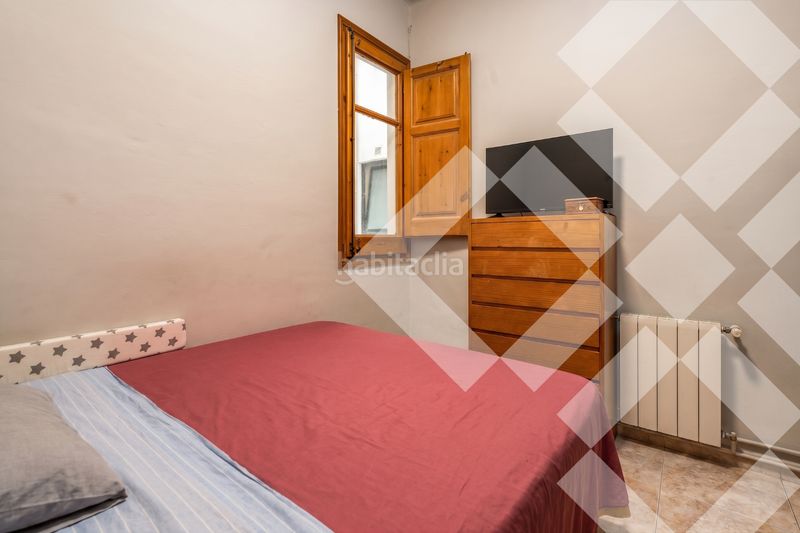 Piso junto al passeig sant joan, finca regia de 105 m2, 3 habitaciones, 1 baño, balcón en Barcelona - Imagen 25