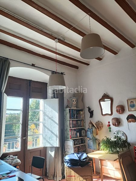 Foto c8aab8b6-2d44-4f57-88b3-c482052514ed. Edifici a carrer teresa oller 24 a Cardedeu