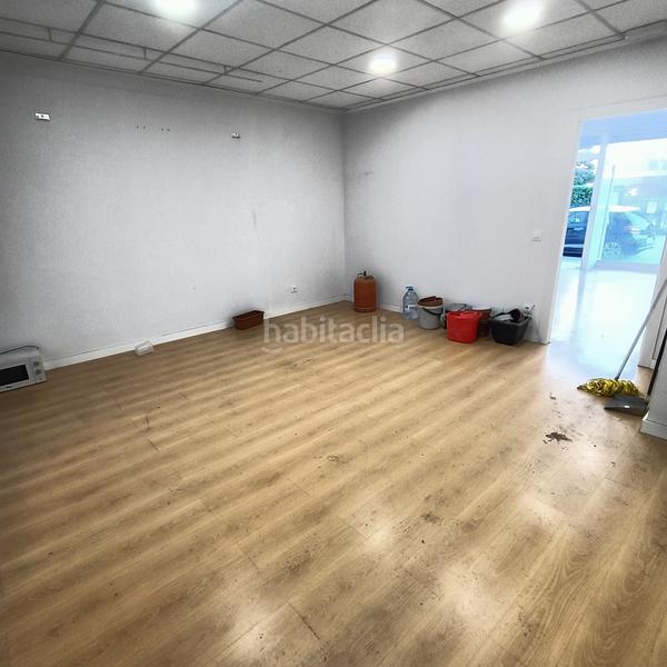 Foto 74c9aac5-dd88-4d63-993d-ac850b3f2dfd. Lloguer local comercial a carrer de barcelona 1 a Sant Celoni