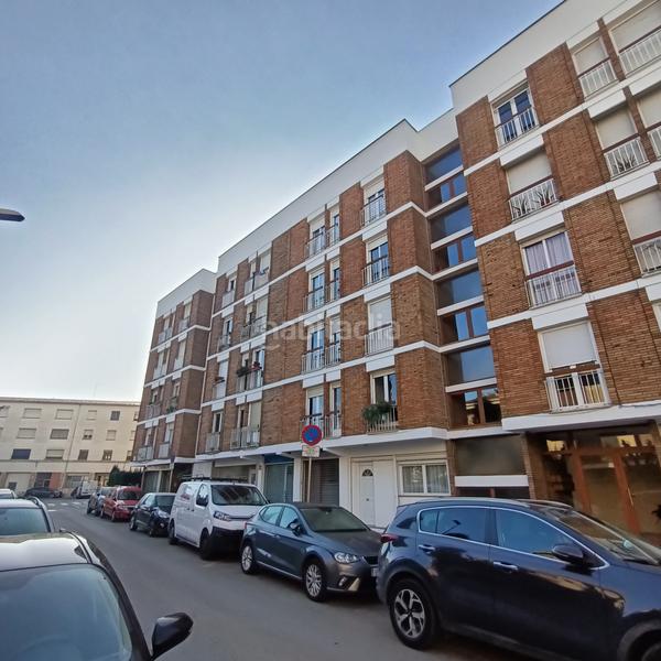 Foto cc10198b-b113-42d4-8ba8-5354cee75728. Lloguer local comercial a carrer de barcelona 1 a Sant Celoni