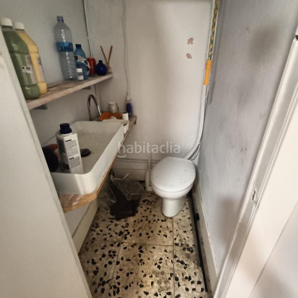 Foto eb6a3801-7b2d-43ad-bfb6-89f7e38a5ded. Lloguer local comercial a carrer de barcelona 1 a Sant Celoni