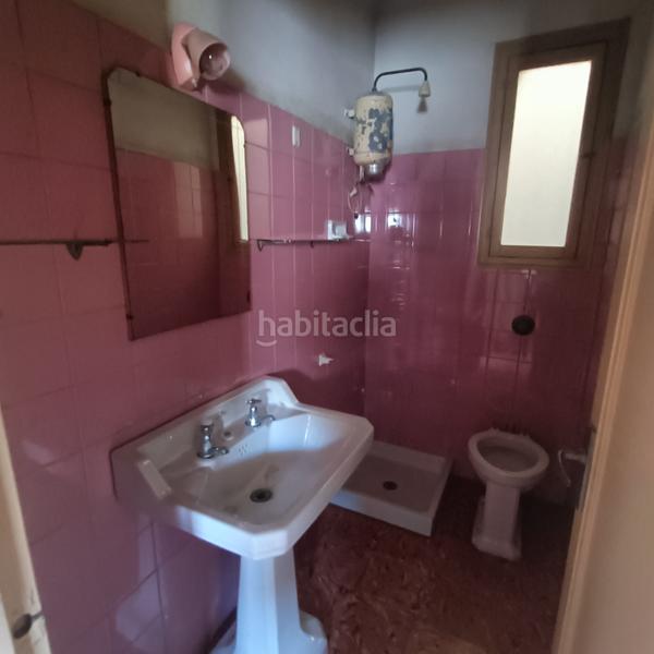 Foto ee5ced43-138e-4165-854d-0cbaa019c2e1. Casa en carrer gran via tomàs balvey 86 casa a 3 vents en venda a ! en Cardedeu