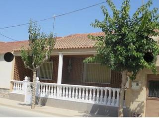Maison jumelée à Los Martínez del Puerto. Planta baja adosada en los martínez del puerto