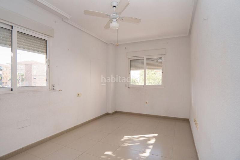 Foto 507c87de-34ef-4842-8ec7-aff8db093b9b. Piso sin comisines. piso amplio, moderno y a un paso del centro no lo dejes escapar! en Murcia
