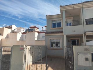 Chalet in Calle almte.mendizabal cortazar 118. Magnífico!!! chalet adosado en san pedro del pinatar