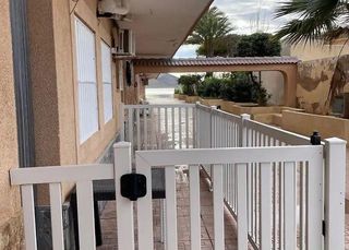 Haus in Playa del Galán. Vivienda en bajo en la urbanizcion en baron