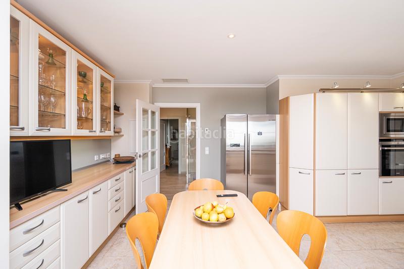 Foto 732d42c6-b3a5-474a-954b-1b27abcda4d6. Xalet amb calefacció aparcament piscina a Cas Català-Illetes Calvià