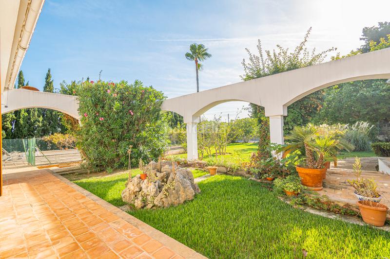 Foto 05c993cf-d220-4a49-b137-a6f904dd1945. Chalet avec cheminée chauffage parking piscine dans Alcúdia