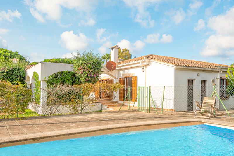 Foto 2171d2a3-fcb7-48e2-9277-d4eabd3e88ef. Chalet avec cheminée chauffage parking piscine dans Alcúdia