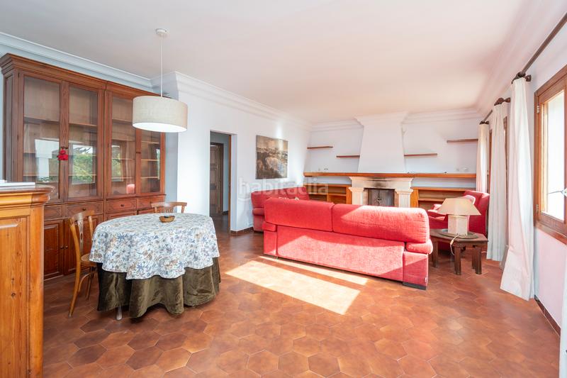 Foto 2ffe2c09-46e3-4673-8c1f-b03b75120520. Chalet avec cheminée chauffage parking piscine dans Alcúdia