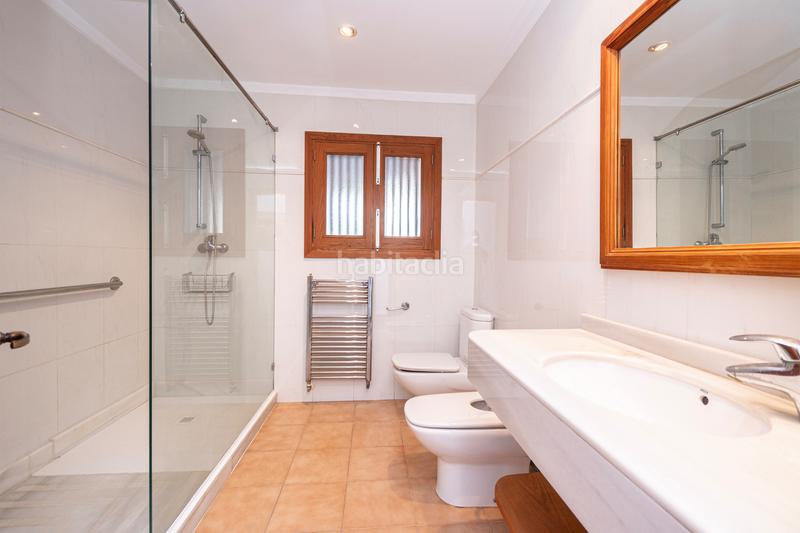 Foto b9d14fa0-eb90-46c0-ae56-81812059416c. Chalet avec cheminée chauffage parking piscine dans Alcúdia