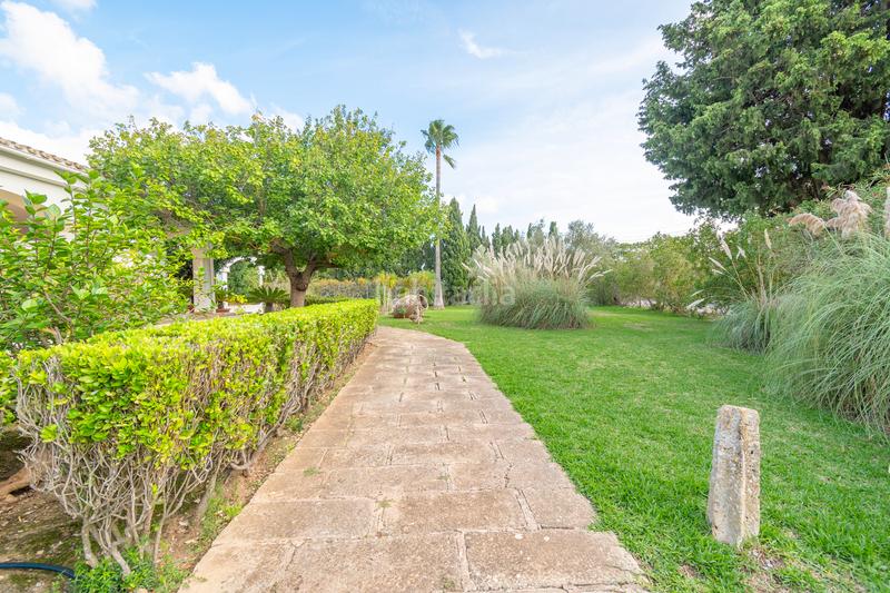 Foto fa0ce062-a30d-42c3-802b-5c32fa1f35c2. Chalet avec cheminée chauffage parking piscine dans Alcúdia