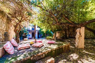 Masia a Centro Urbano