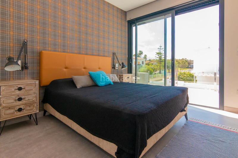 Foto 4e42cbd2-c42c-4021-b6a9-1778653a9634. Chalet mit heizung parking pool in El Montgó Dénia