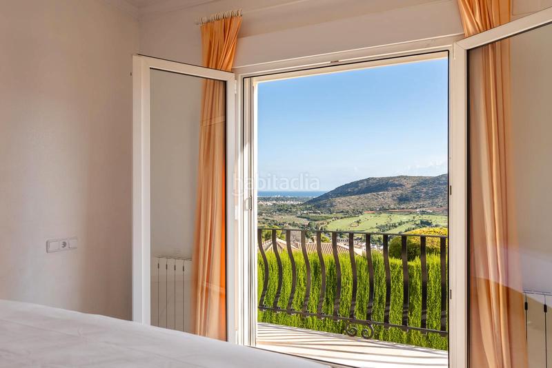 Foto b10d9e21-9fb3-4250-99c6-2b45f14b1c76. Chalet en Pedreguer