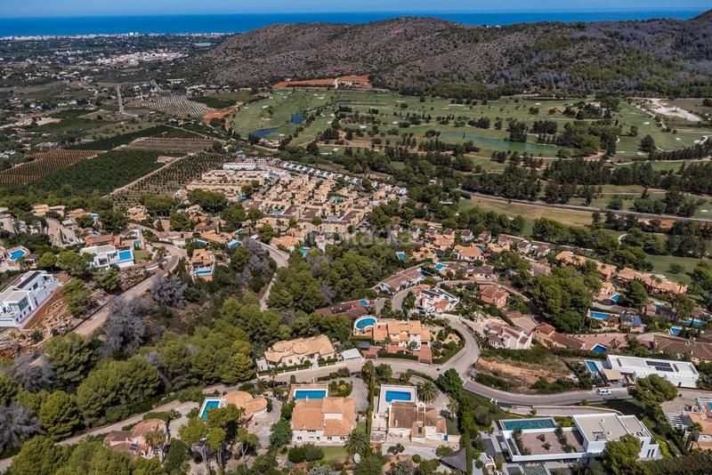 Foto ee76af40-e16f-448f-b9a0-503a596d8946. Chalet en Pedreguer