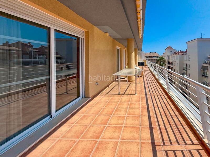 Foto 437d4f3a-45c4-4ce4-a57c-c95a9109867d. Penthouse with heating parking pool in Centro Urbano Dénia