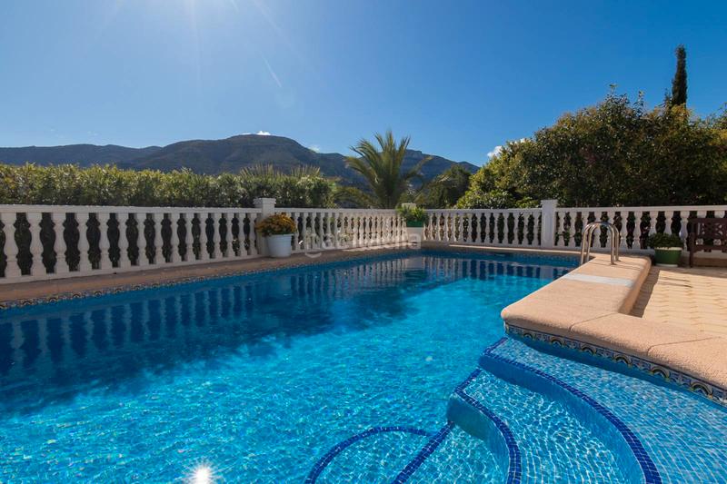 Foto 0dbaee59-b547-4dec-a510-1d7f0cced50f. Xalet amb calefacció aparcament piscina a Benichembla