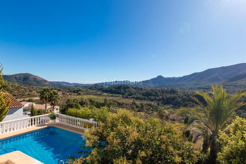 Foto 13ce9fd6-09ff-4a42-8980-780b1833ad7f. Xalet amb calefacció aparcament piscina a Benichembla