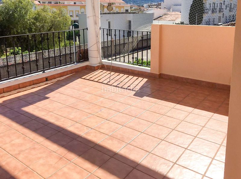 Foto 19af66d0-4901-4064-83c5-3d15cf065144. Xalet amb calefacció aparcament piscina a Beniarbeig