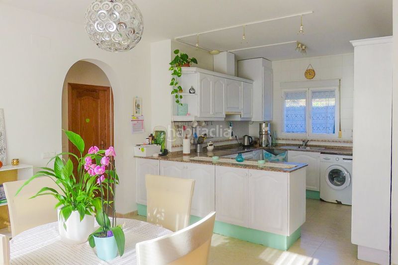 Foto 9debc103-ec04-4e66-a232-c28d2da779d1. Xalet amb calefacció aparcament piscina a Beniarbeig