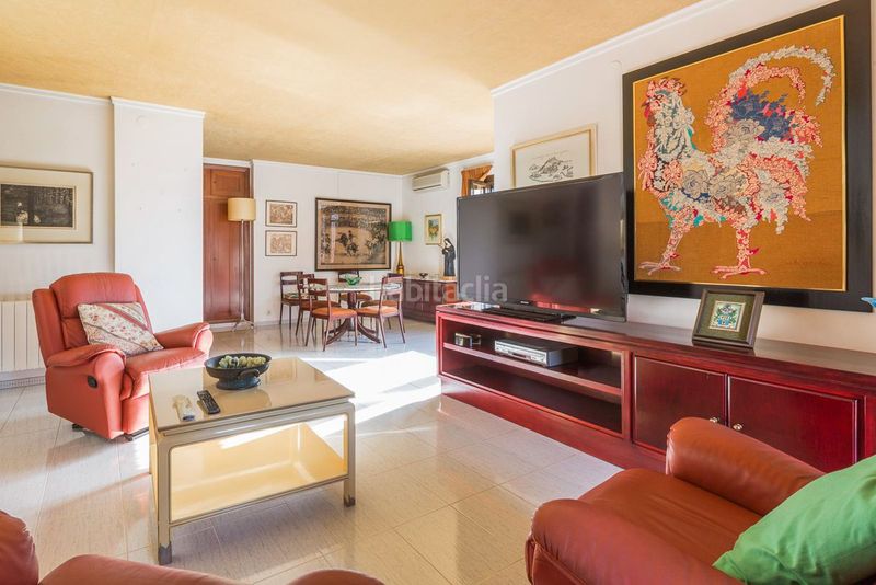 Foto 83f4a5a5-a8bd-4735-89c7-fab0e7a95970. Chalet con riscaldamento parcheggio piscina in El Montgó Dénia