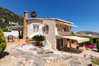 Chalet en Tormos