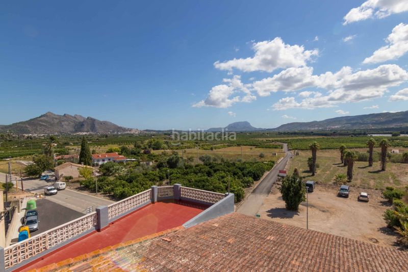 Foto f7610b11-9f71-4b05-ac4f-e2208b5d0f11. Edificio in Tormos