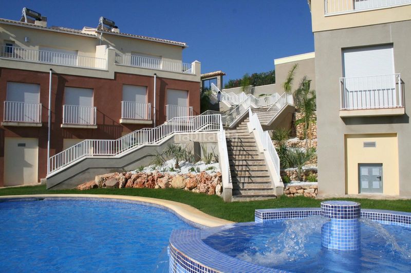 Foto a7193469-e21d-4583-92e3-0a17903847ca. Casa adossada amb calefacció aparcament piscina a Pedreguer