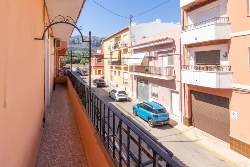 Foto 0c0eaf27-20a2-4068-87b3-ae70208f98ee. Casale con riscaldamento in Beniarbeig