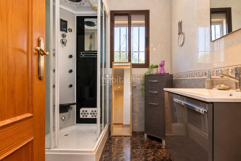 Foto 620f56a1-a778-4278-834e-7367bfaba309. Chalet en Tormos