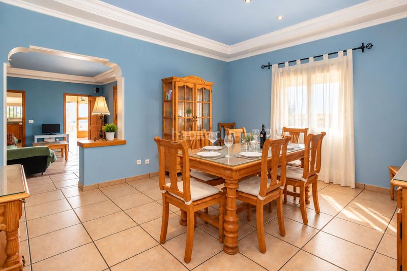 Foto f7b2ef61-c062-43a9-aa07-a68d12cf3157. Chalet en Tormos