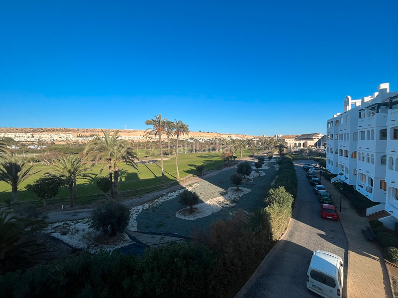 Foto e5140d11-f27e-4bf3-b613-924179386bff. Apartamento en Almerimar Ejido (El)