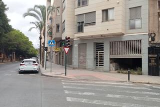Locale commerciale  Carrer antonio pascual quiles. Visibilidad, metros y ubicación: la combinación ideal para tu pr