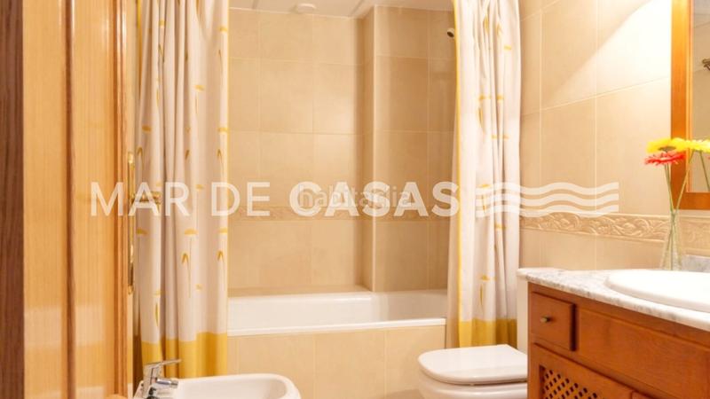 Foto 7af09f26-d3d1-4eca-a4c2-4ca16d376b7b. Casa adosada espacio, luz y ubicación: adosado con piscina en San Juan de Alicante