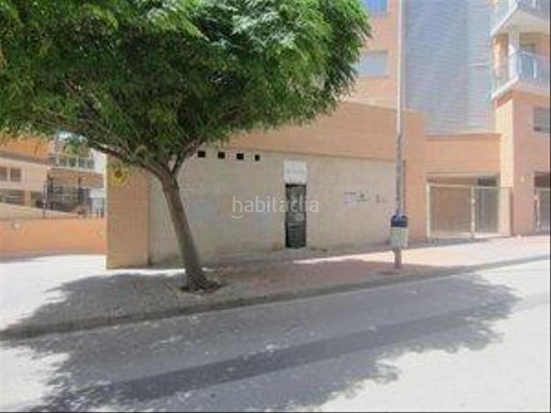 Foto 426cc0d7-97a6-4ccb-93c5-4425e293ec44. Local comercial a Campello Playa Campello (el)