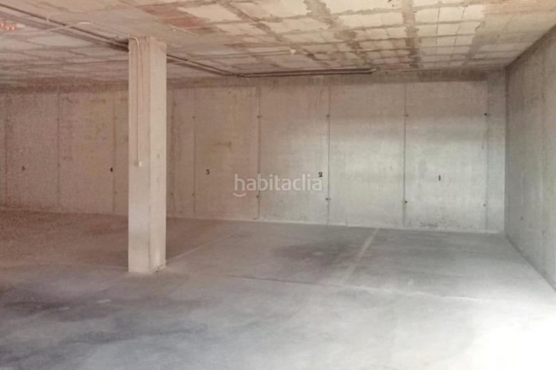 Foto a6cd2f95-51aa-49bc-a022-a1e5c04700b3. Parking coche en Puerto Deportivo Guardamar del Segura