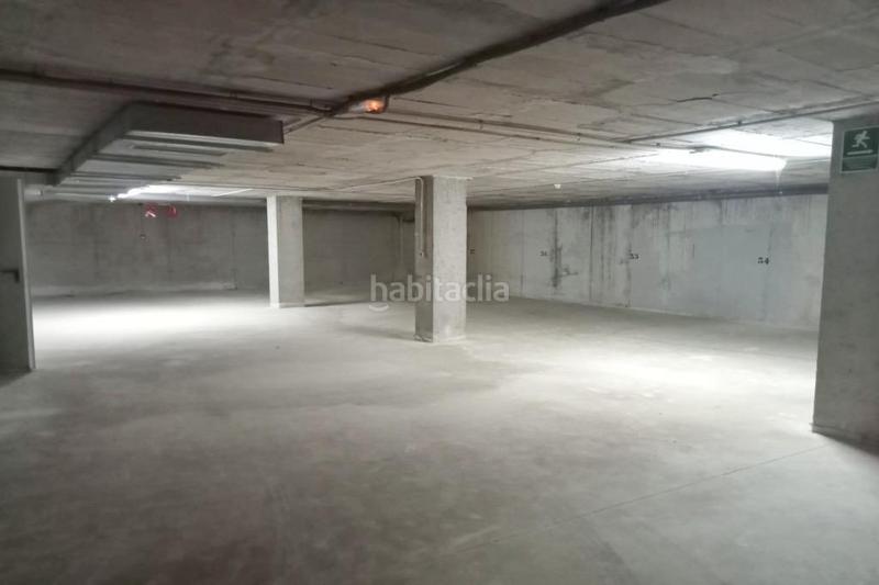 Foto 7a2090a1-67c6-4895-a5f9-beebd9c1e2ea. Autoparkplatz in Puerto Deportivo Guardamar del Segura