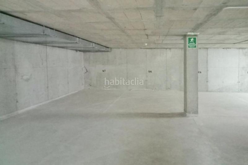 Foto 7c0652da-98b7-4c60-a8ac-442f51eb0bb7. Autoparkplatz in Puerto Deportivo Guardamar del Segura