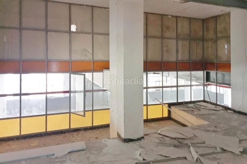 Foto a4ce6b6d-8f0b-4421-8d9e-ecf14aad1625. Industrial building in Ibi