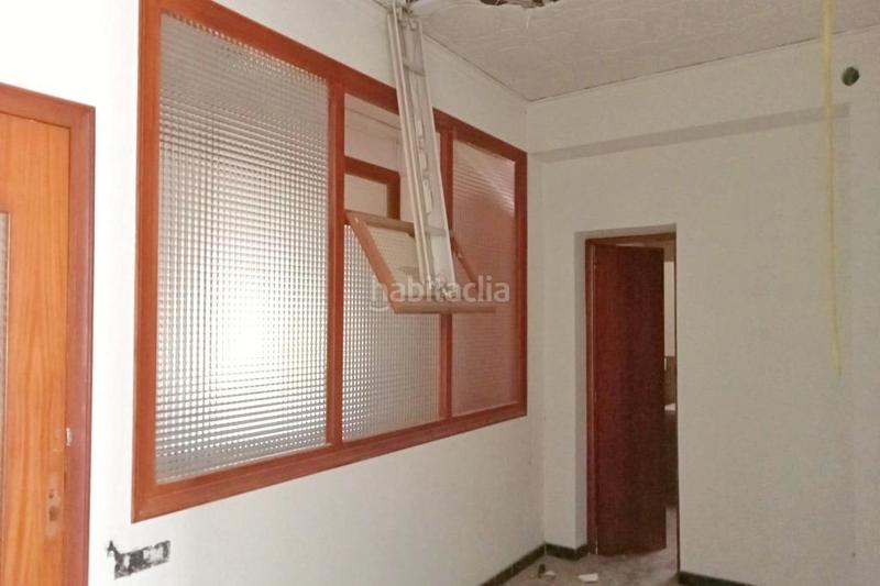 Foto c953ccf2-19aa-4551-8f1b-3ee179c19b91. Industrial building in Ibi