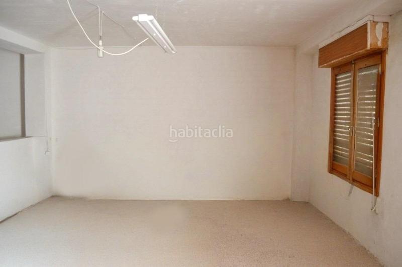 Foto 35e99543-c619-42a9-bef9-623a21ddb93a. Local comercial a calle antonio garcía cayuelas 9 a Elche / Elx