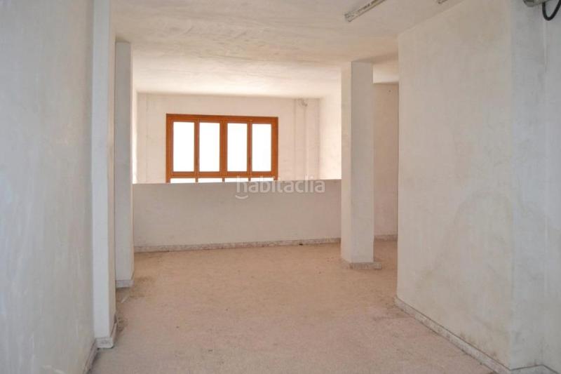 Foto 4d7087ef-18e0-40f5-9f82-5f6cae14f67f. Local comercial a calle antonio garcía cayuelas 9 a Elche / Elx