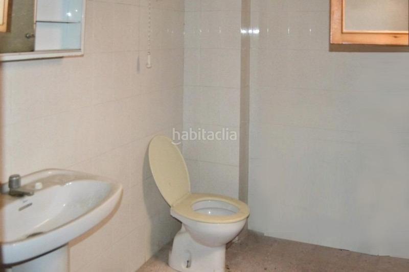 Foto a824b485-8256-4161-a05a-fc481b22064f. Local comercial a calle antonio garcía cayuelas 9 a Elche / Elx