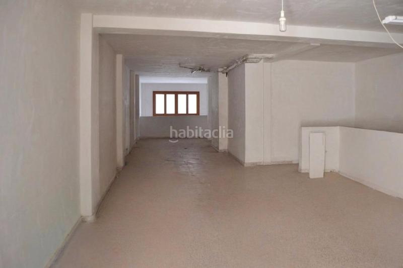 Foto b8c73999-339b-4572-a9bb-8ca851ae689b. Local comercial a calle antonio garcía cayuelas 9 a Elche / Elx