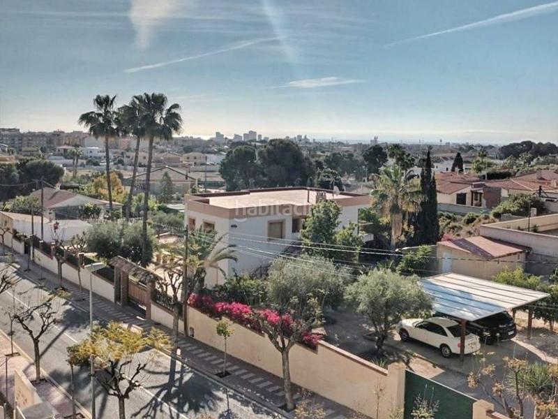 Foto f7276e9e-a7d5-4910-b0d7-ed377f47bd6c. Chalet avec parking dans Centro Mutxamel