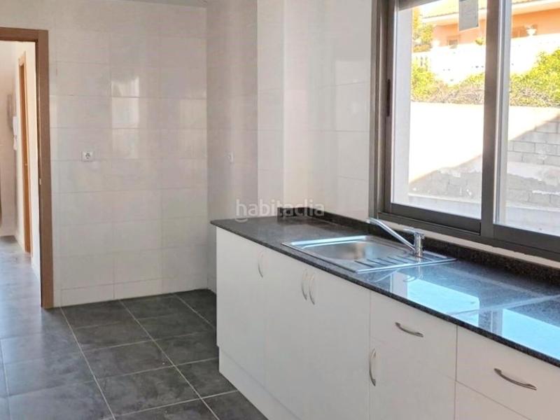 Foto c09cfaa3-746f-4b5d-9835-7a48d0f00256. Casa a schiera con parcheggio in Centro Mutxamel